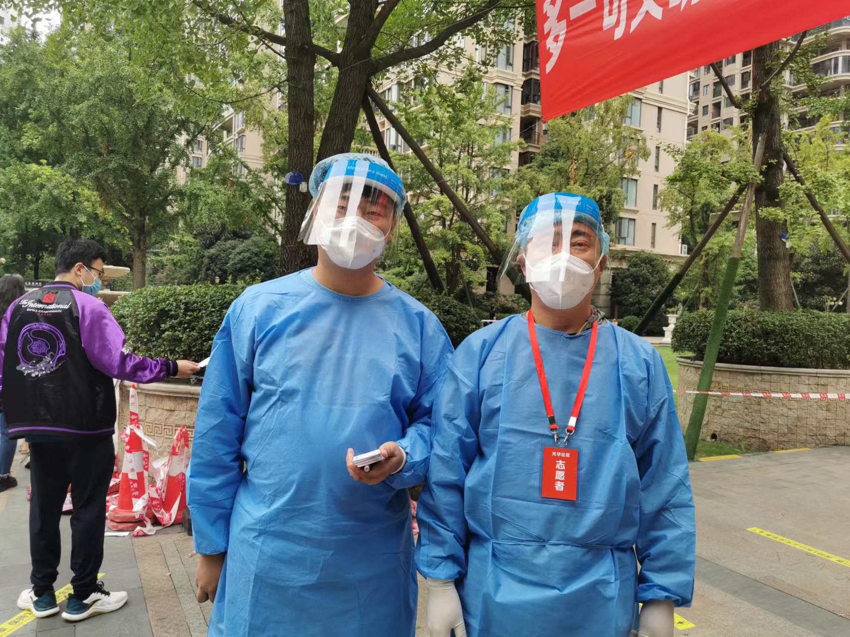 1662539157018051055.jpg ÎÌÓµ¾ü Î̳¿¹â.jpg