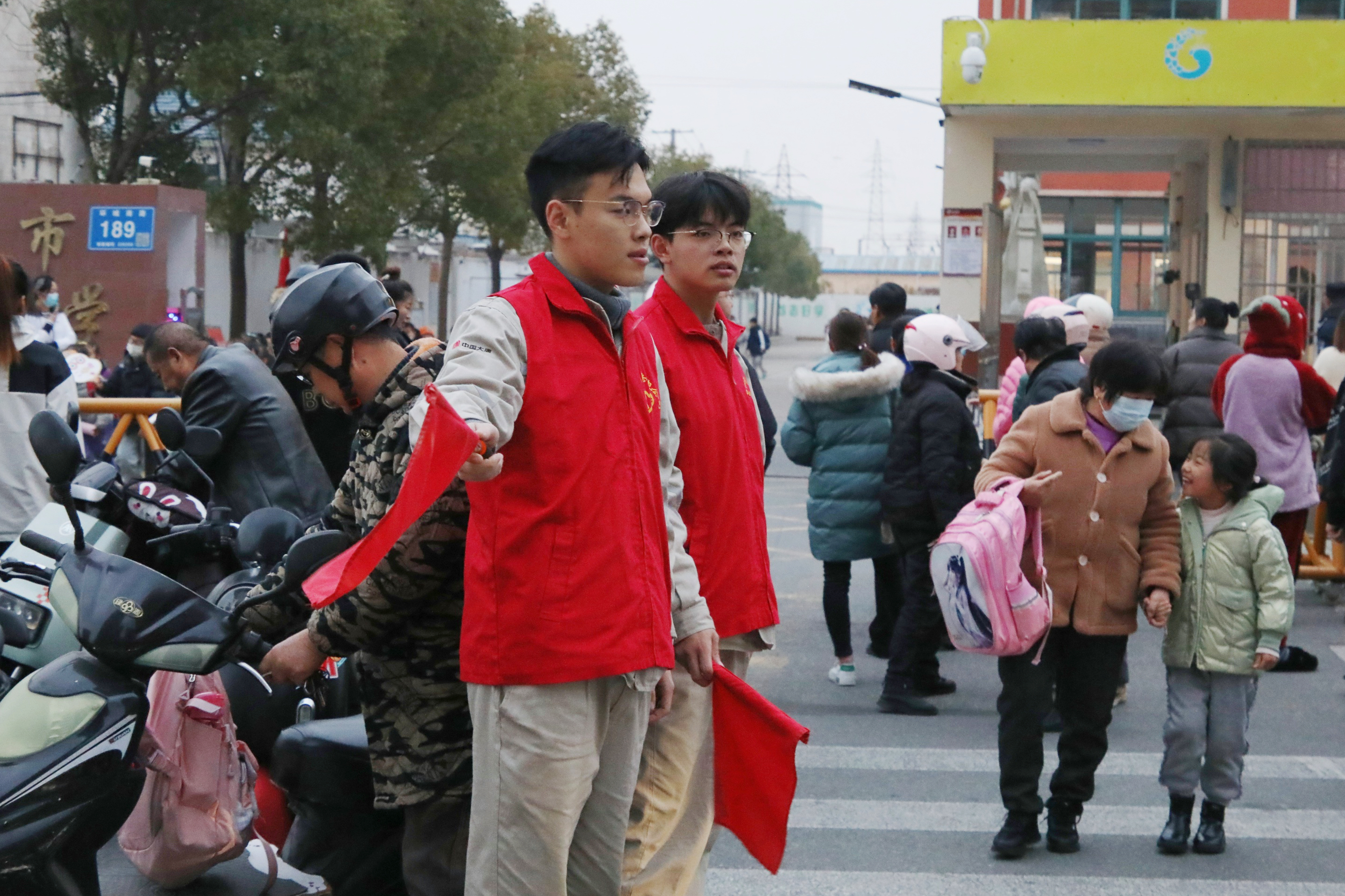 ĵСѧչѧڡԸ˶Сѧ徲ѧ.jpg