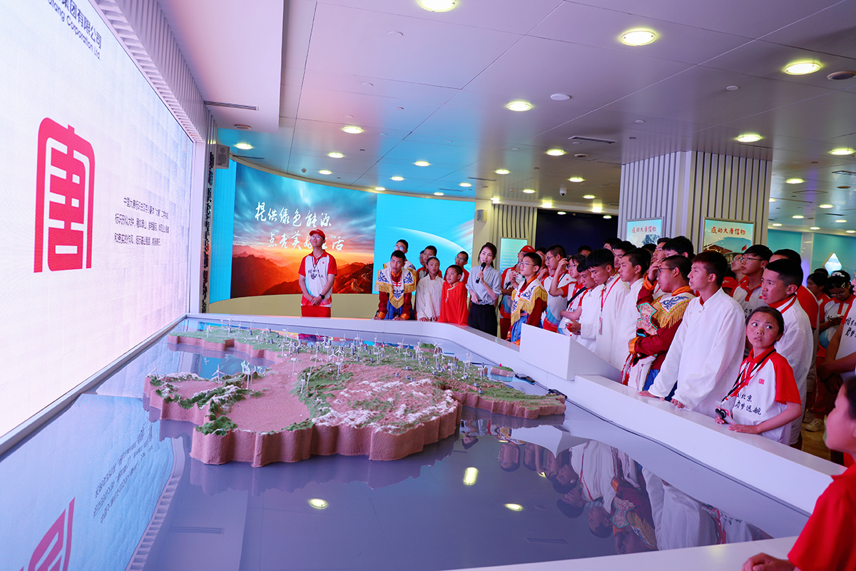 1723452686830008543.jpg ͼ5ѧÉúÂÃÐÐÖйú304ÓÀÀû¼¯ÍÅΨһa.jpg