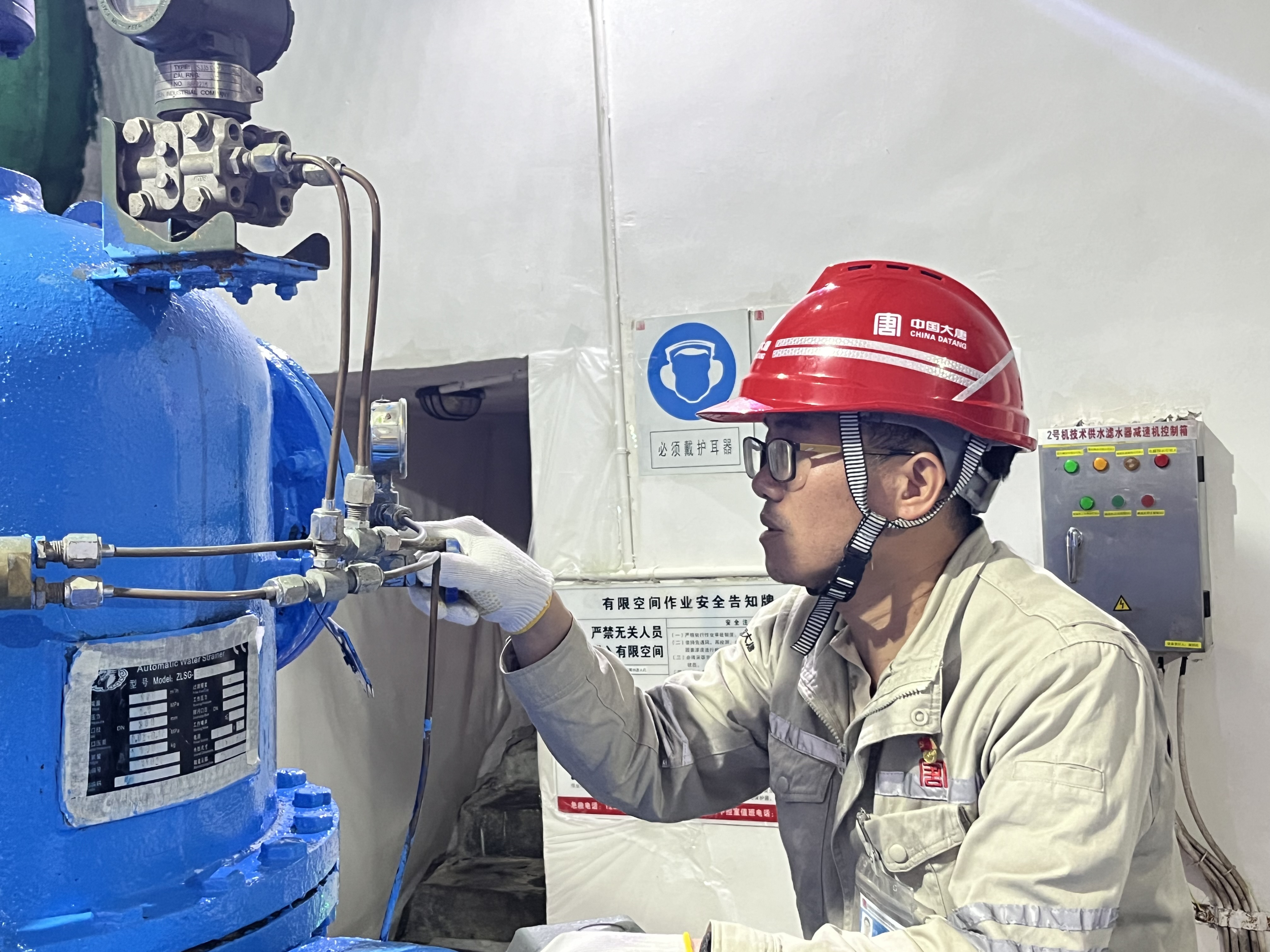 �����ɲ������Ʒ�������������������.jpg